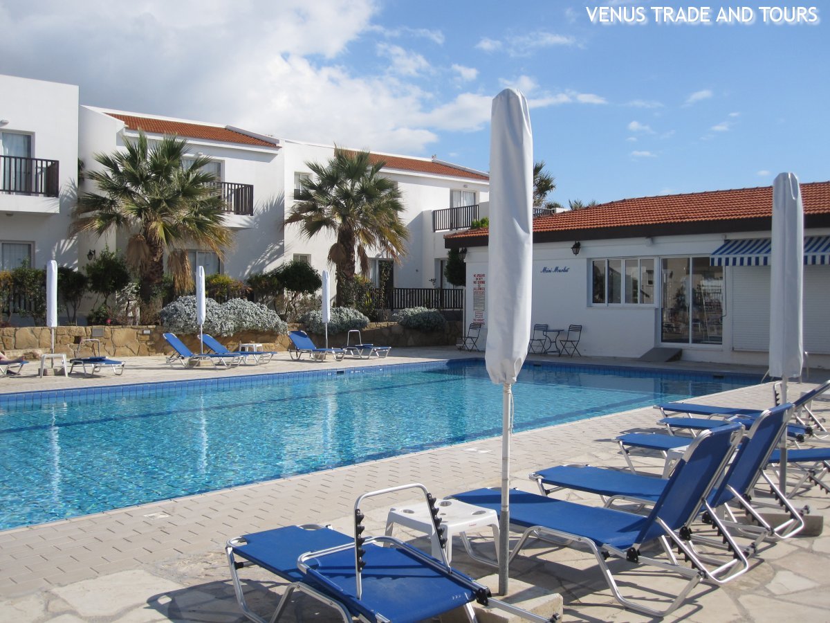 Paphos - Akti Beach Village Resort kat. A Hotel - Cestování.cz